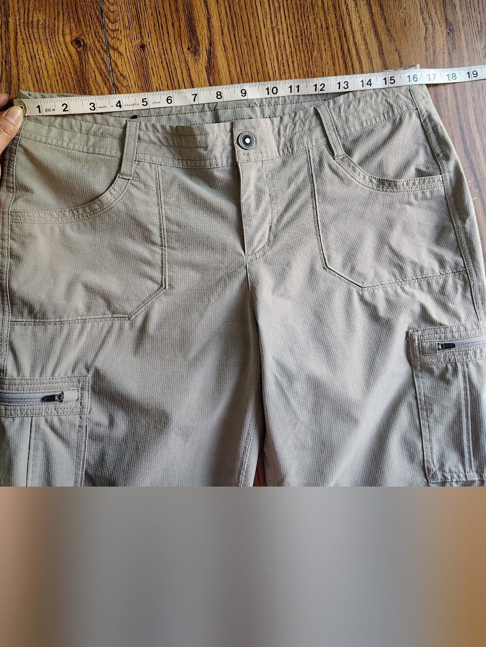 KUHL Horizon Women's Outdoor Hiking Cargo Shorts Roll Hem Stone color size 10. - Picture 9 of 15